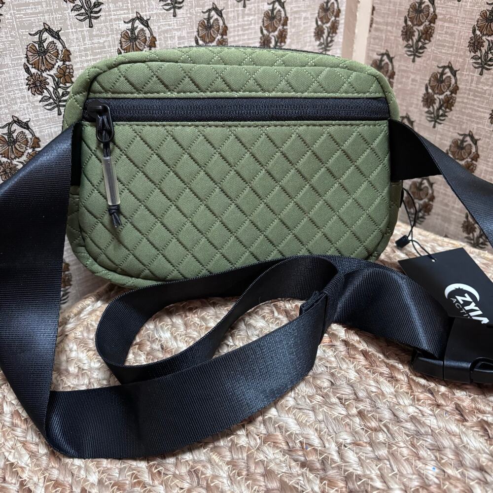 NWT Zyia Active Forest Olive Green Diamond Quilted Crossbody Belt Bag Fanny Pack - Picture 2 of 3